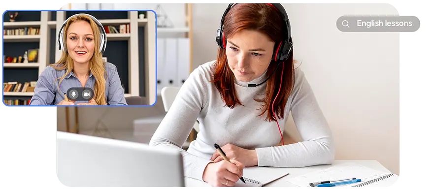 Aluno em aula particular de inglês online com professor da Essential Idiomas